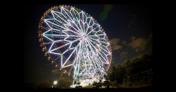 Countdown 2020 at Diamond & Flower Ferris Wheel